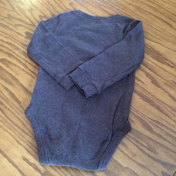 Carter’s Football Brown Onesie, Boys Sz 18 mos. - Picture 6 of 7